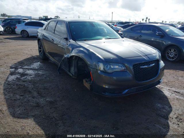  Salvage Chrysler 300