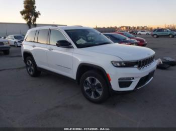  Salvage Jeep Grand Cherokee