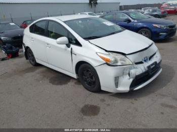  Salvage Toyota Prius