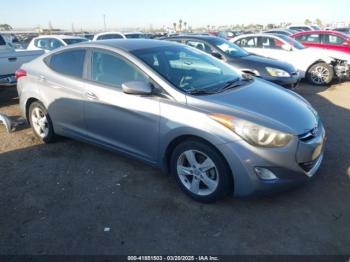  Salvage Hyundai ELANTRA