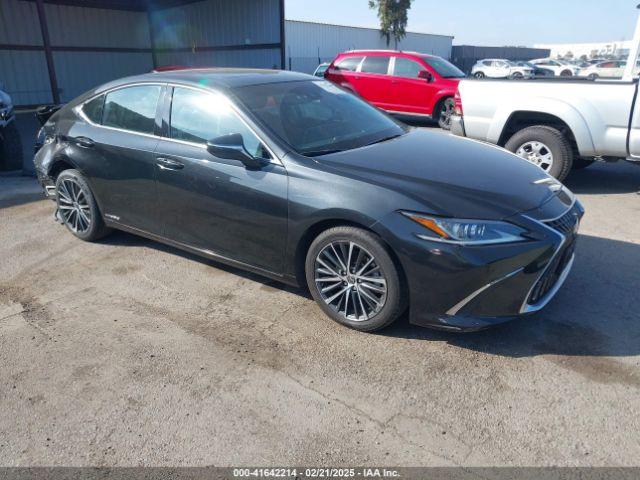  Salvage Lexus Es