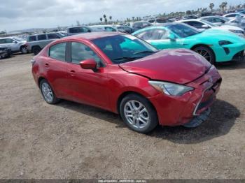  Salvage Toyota Yaris