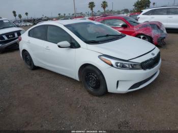  Salvage Kia Forte