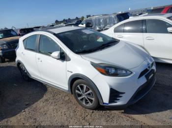  Salvage Toyota Prius c