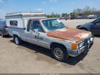  Salvage Toyota Pickup