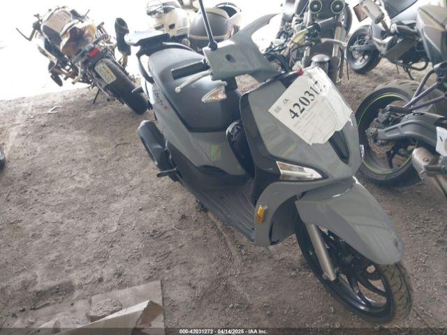  Salvage Piaggio Liberty