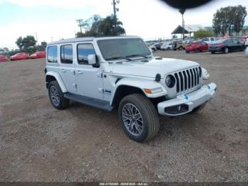  Salvage Jeep Wrangler