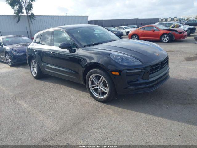  Salvage Porsche Macan