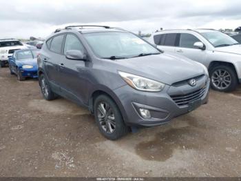  Salvage Hyundai TUCSON