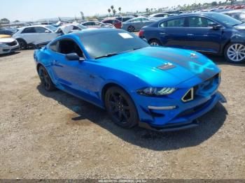  Salvage Ford Mustang