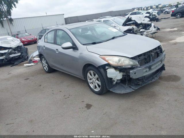  Salvage Mazda Mazda3