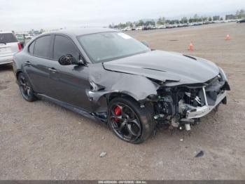  Salvage Alfa Romeo Giulia