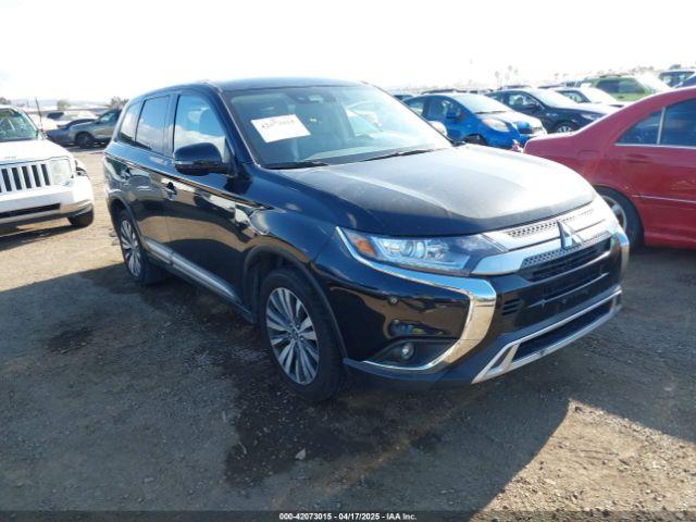  Salvage Mitsubishi Outlander
