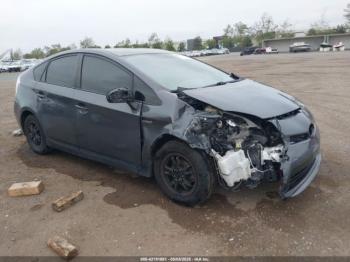  Salvage Toyota Prius
