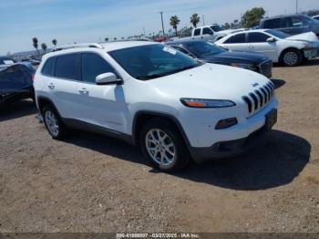  Salvage Jeep Cherokee