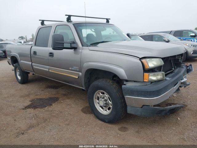  Salvage Chevrolet Silverado 2500