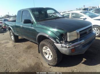  Salvage Toyota Tacoma