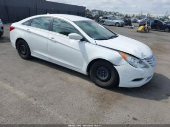  Salvage Hyundai SONATA