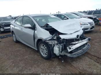  Salvage Toyota Prius