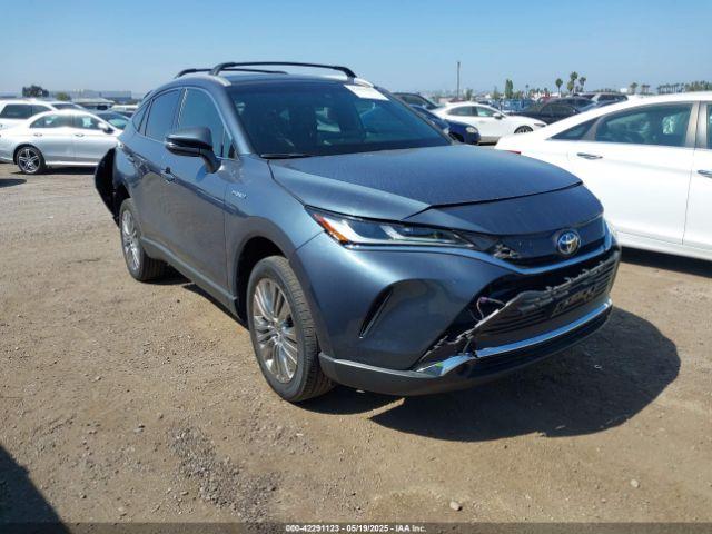 Salvage Toyota Venza