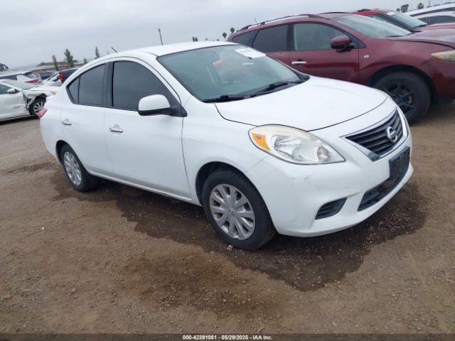  Salvage Nissan Versa