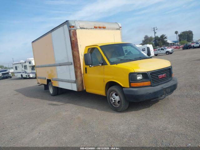  Salvage General Motors Savana Cutaway