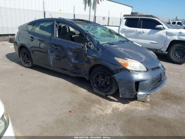  Salvage Toyota Prius