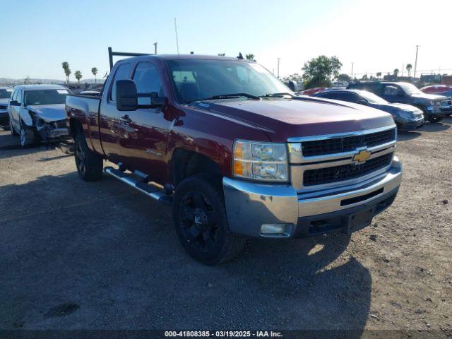  Salvage Chevrolet Silverado 2500
