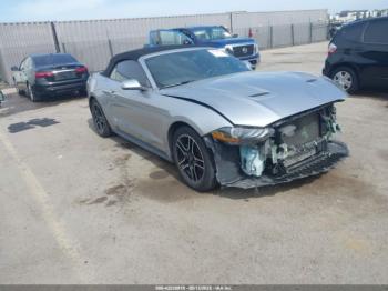  Salvage Ford Mustang