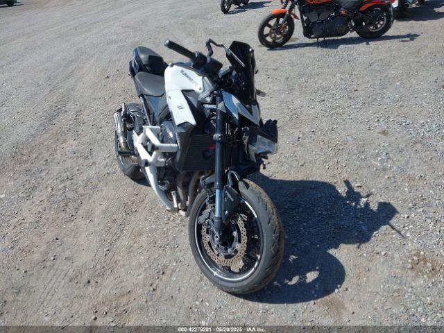  Salvage Kawasaki Zr900