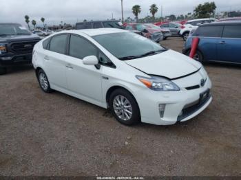  Salvage Toyota Prius