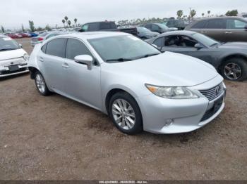  Salvage Lexus Es