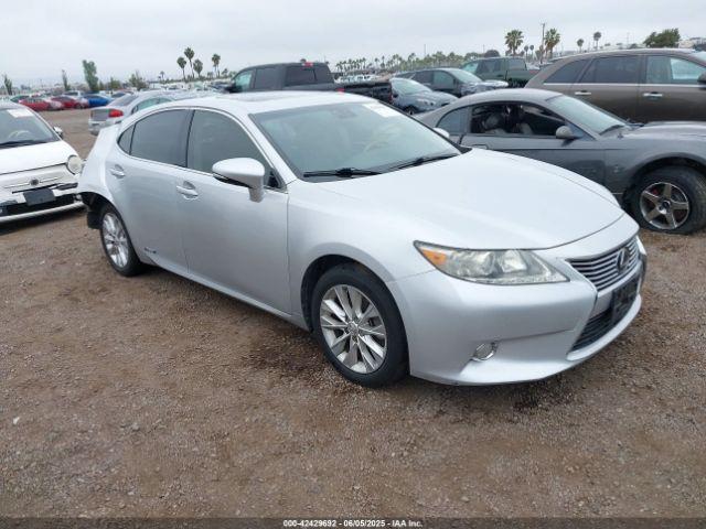  Salvage Lexus Es