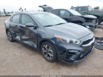  Salvage Kia Forte