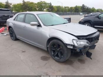  Salvage Chrysler 300