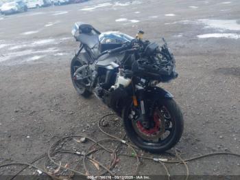 Salvage Yamaha Yzfr1
