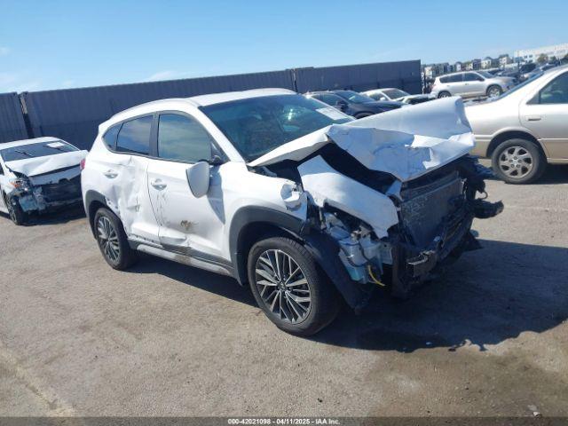  Salvage Hyundai TUCSON