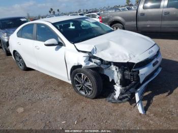  Salvage Kia Forte