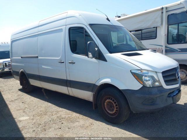  Salvage Mercedes-Benz Sprinter 2500