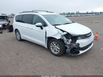  Salvage Chrysler Voyager