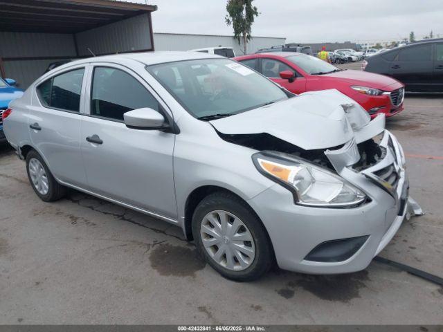  Salvage Nissan Versa