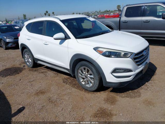  Salvage Hyundai TUCSON