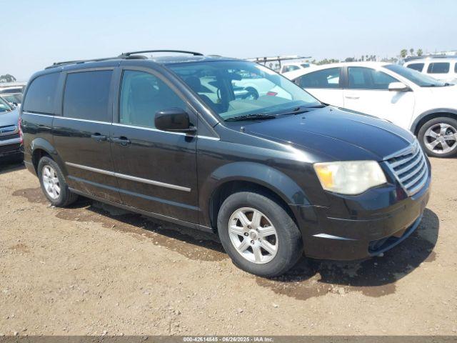  Salvage Chrysler Town & Country