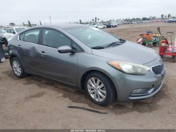  Salvage Kia Forte