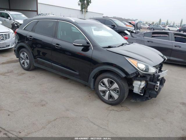  Salvage Kia Niro