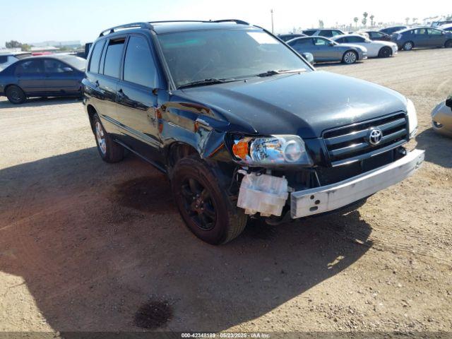  Salvage Toyota Highlander