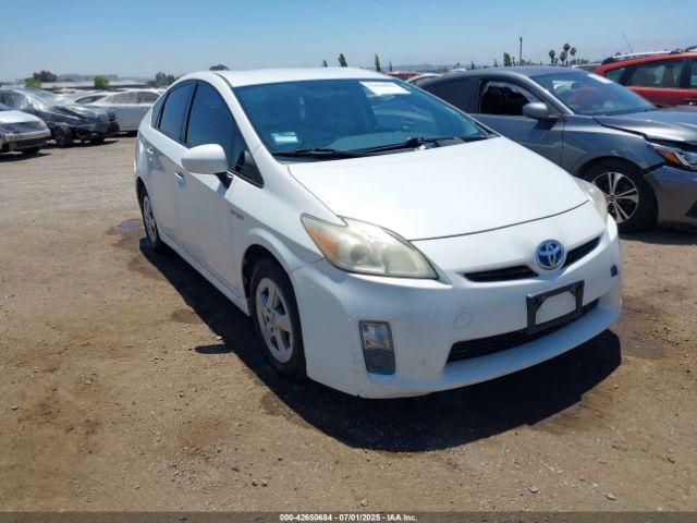  Salvage Toyota Prius