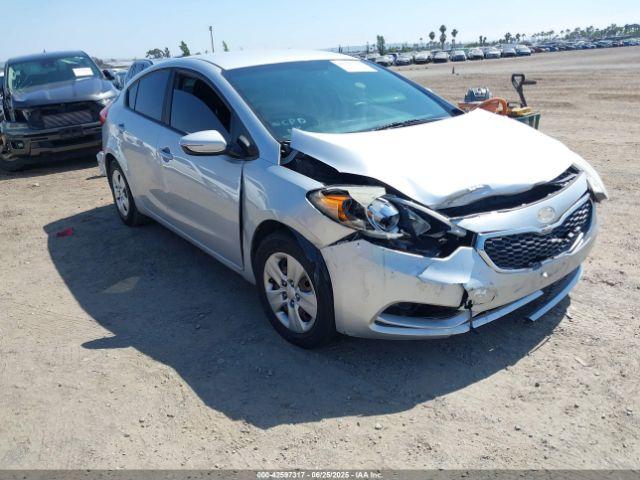  Salvage Kia Forte