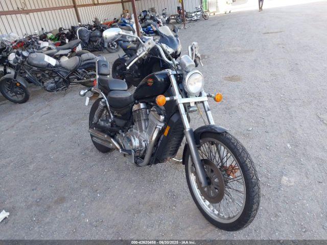 Salvage Suzuki Vs750