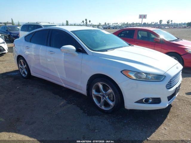  Salvage Ford Fusion